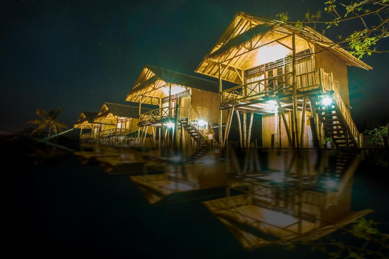 Pondok Bamboo Villa Batununggul ภายนอก รูปภาพ