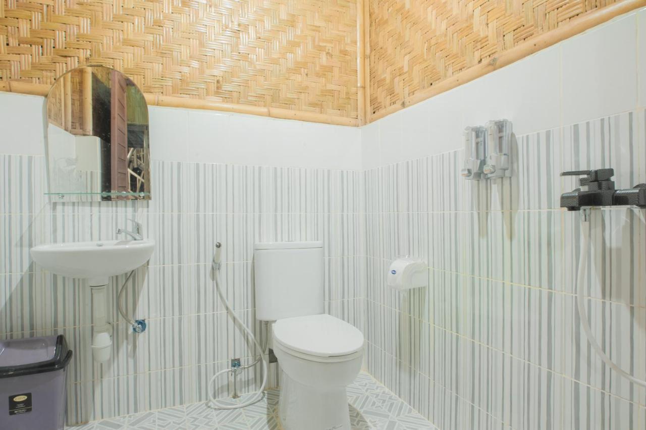 Pondok Bamboo Villa Batununggul ภายนอก รูปภาพ